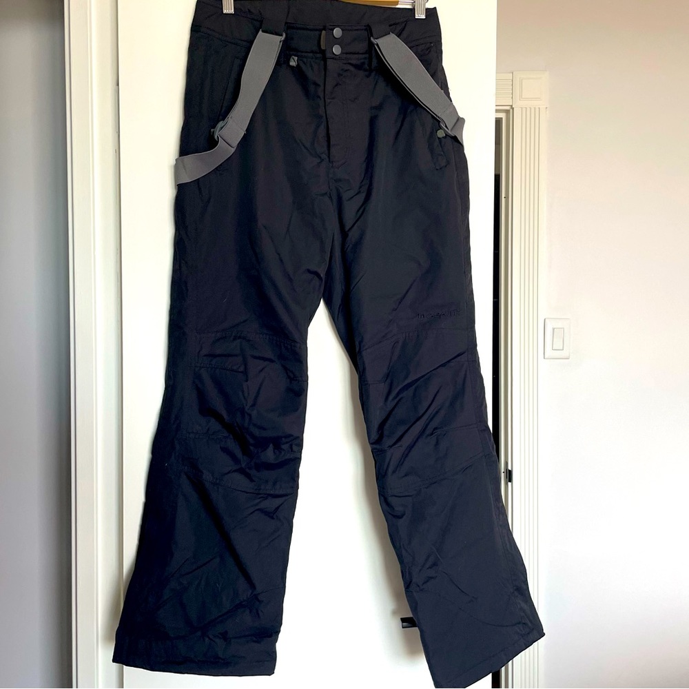 The Gravity Ski Snow Pants with detachable suspenders. Size small, dark grey.